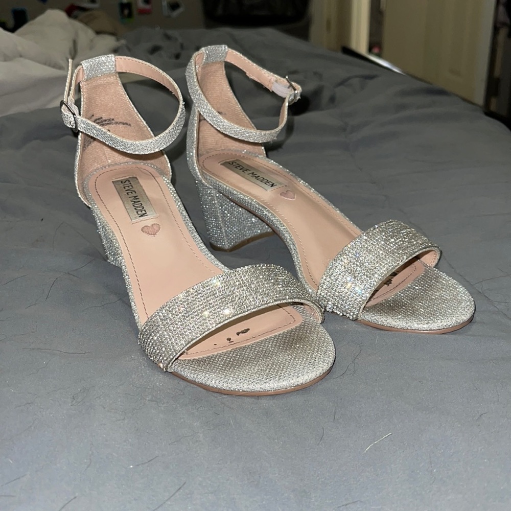 ❗️STEVE MADDEN HEEL❗️